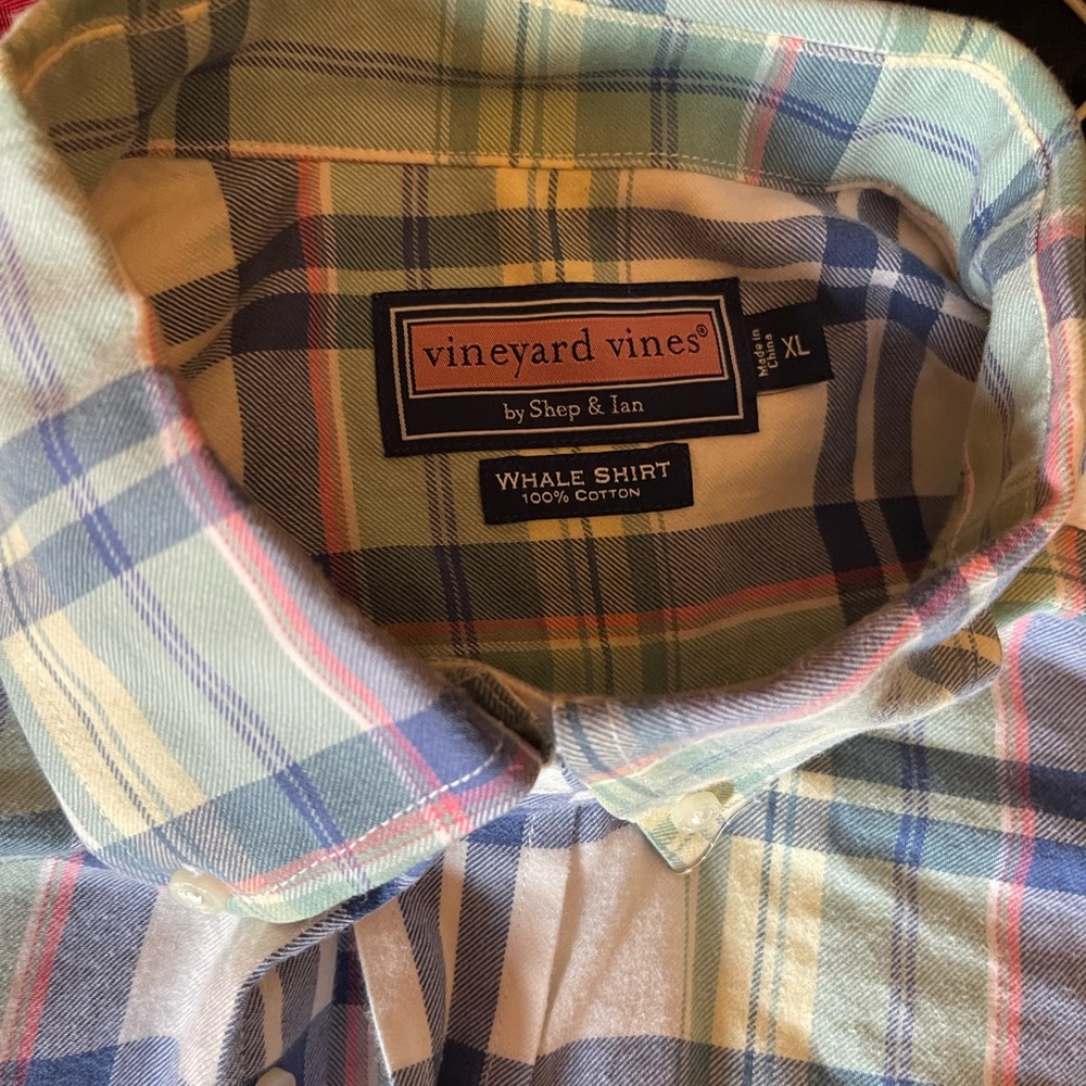 Like new button up